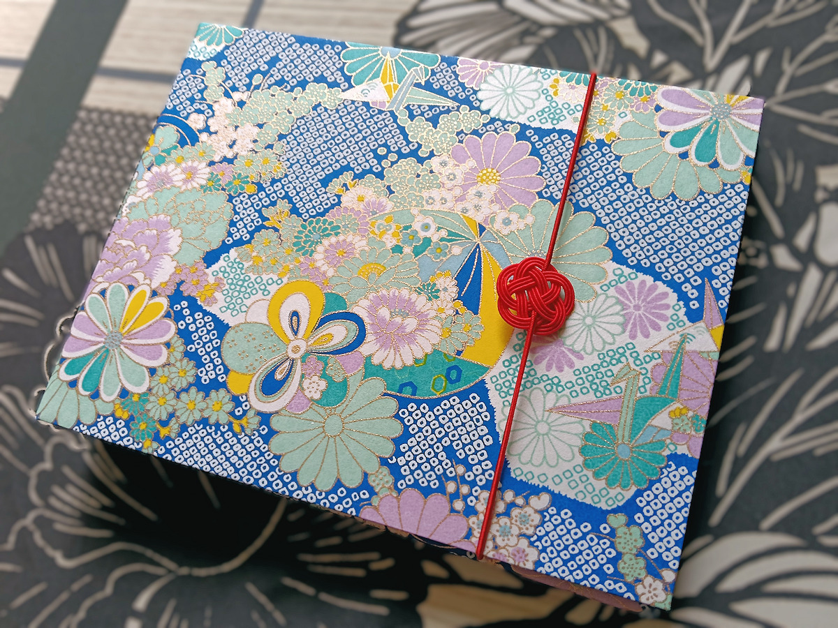 友禅和紙の和風写真アルバム