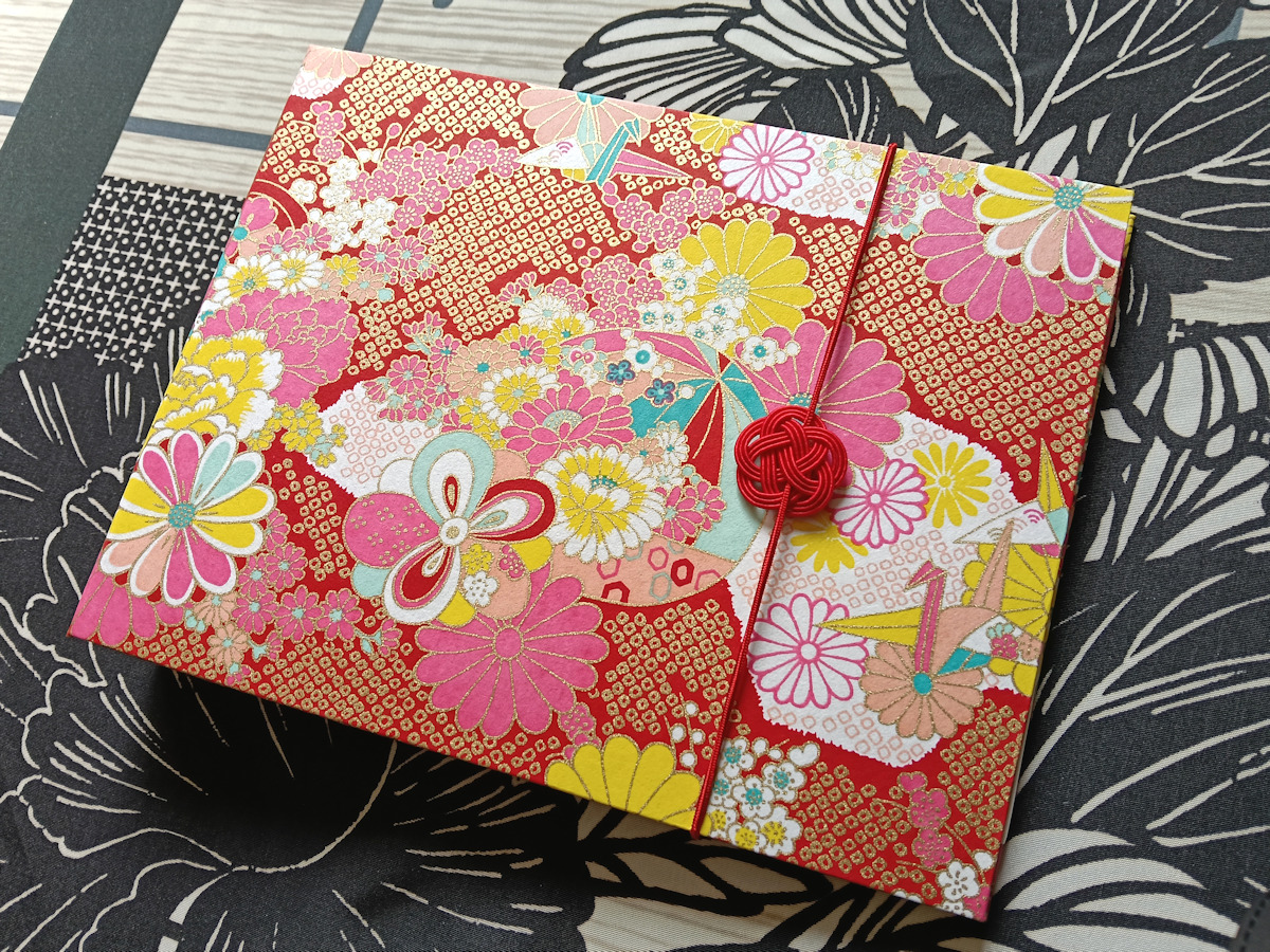 友禅和紙のおしゃれな和風芳名帳