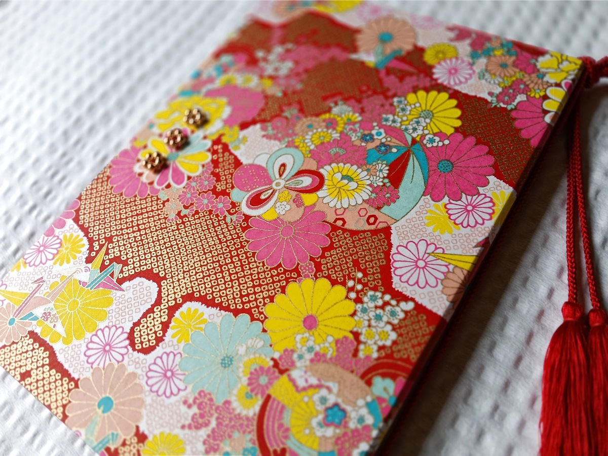 おしゃれでかわいい華やか和モダン結婚証明書